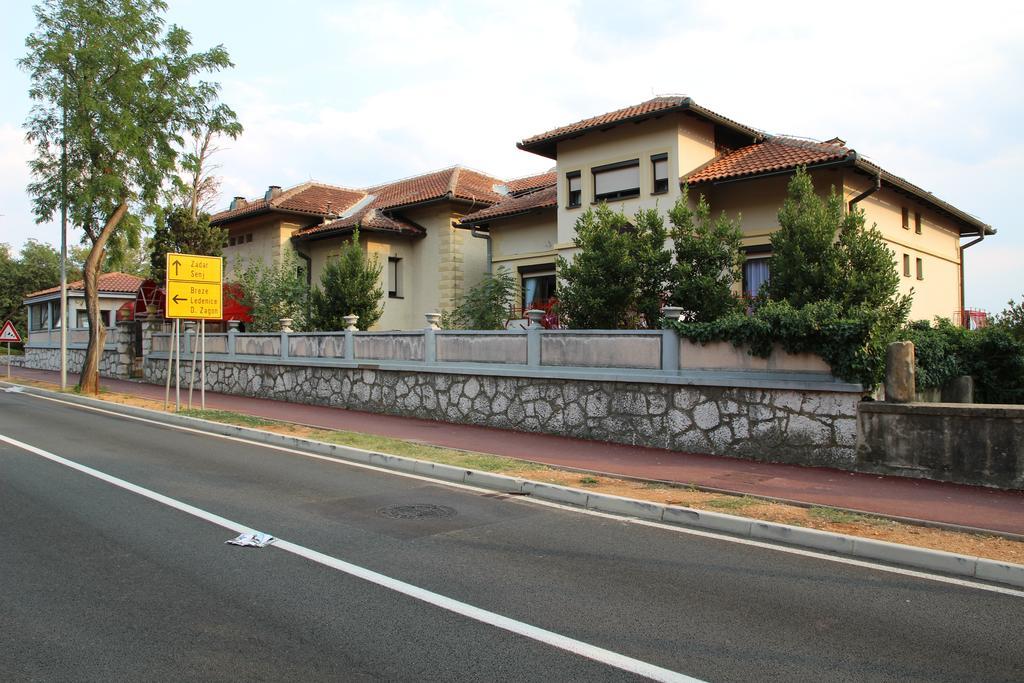 Hotel Ruza Novi Vinodolski Kültér fotó