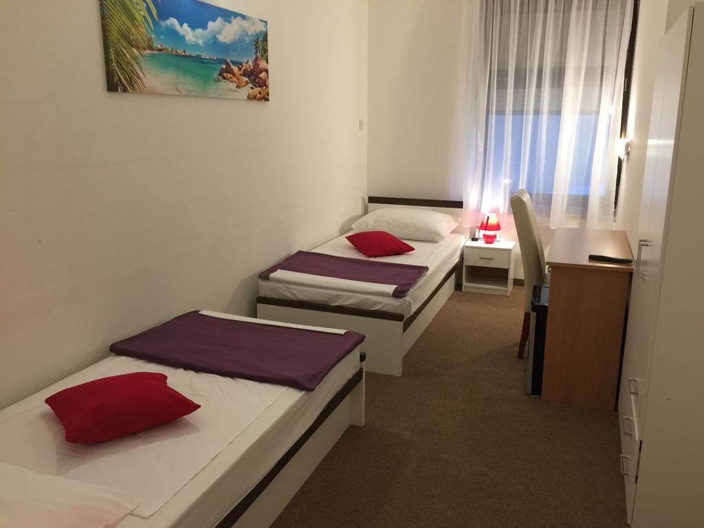 Hotel Ruza Novi Vinodolski Szoba fotó