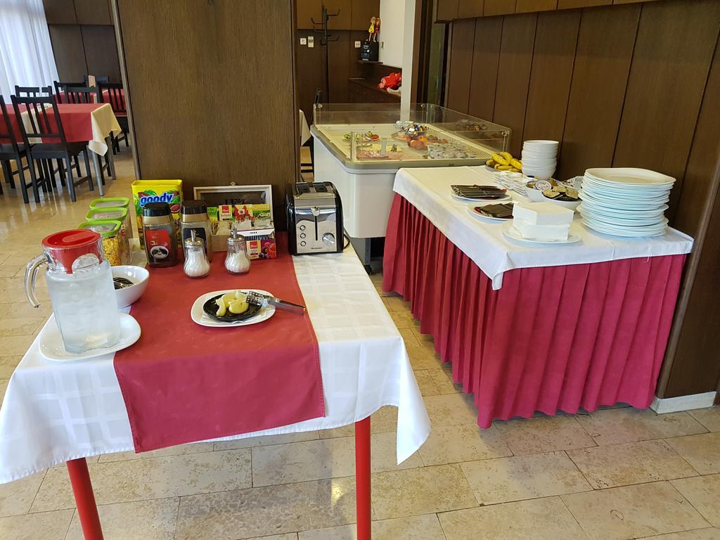 Hotel Ruza Novi Vinodolski Kültér fotó