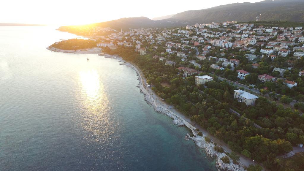 Hotel Ruza Novi Vinodolski Kültér fotó
