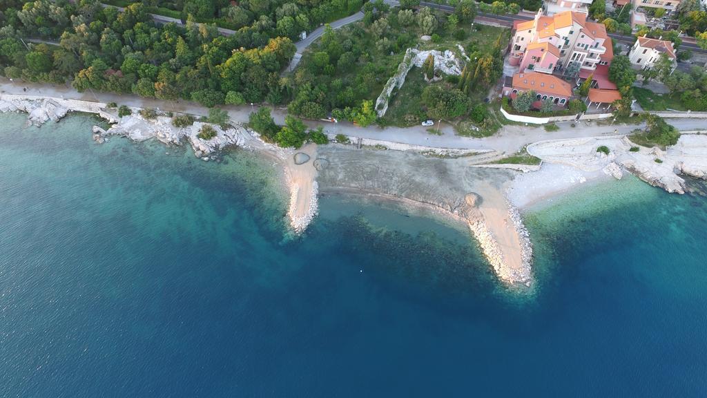 Hotel Ruza Novi Vinodolski Kültér fotó