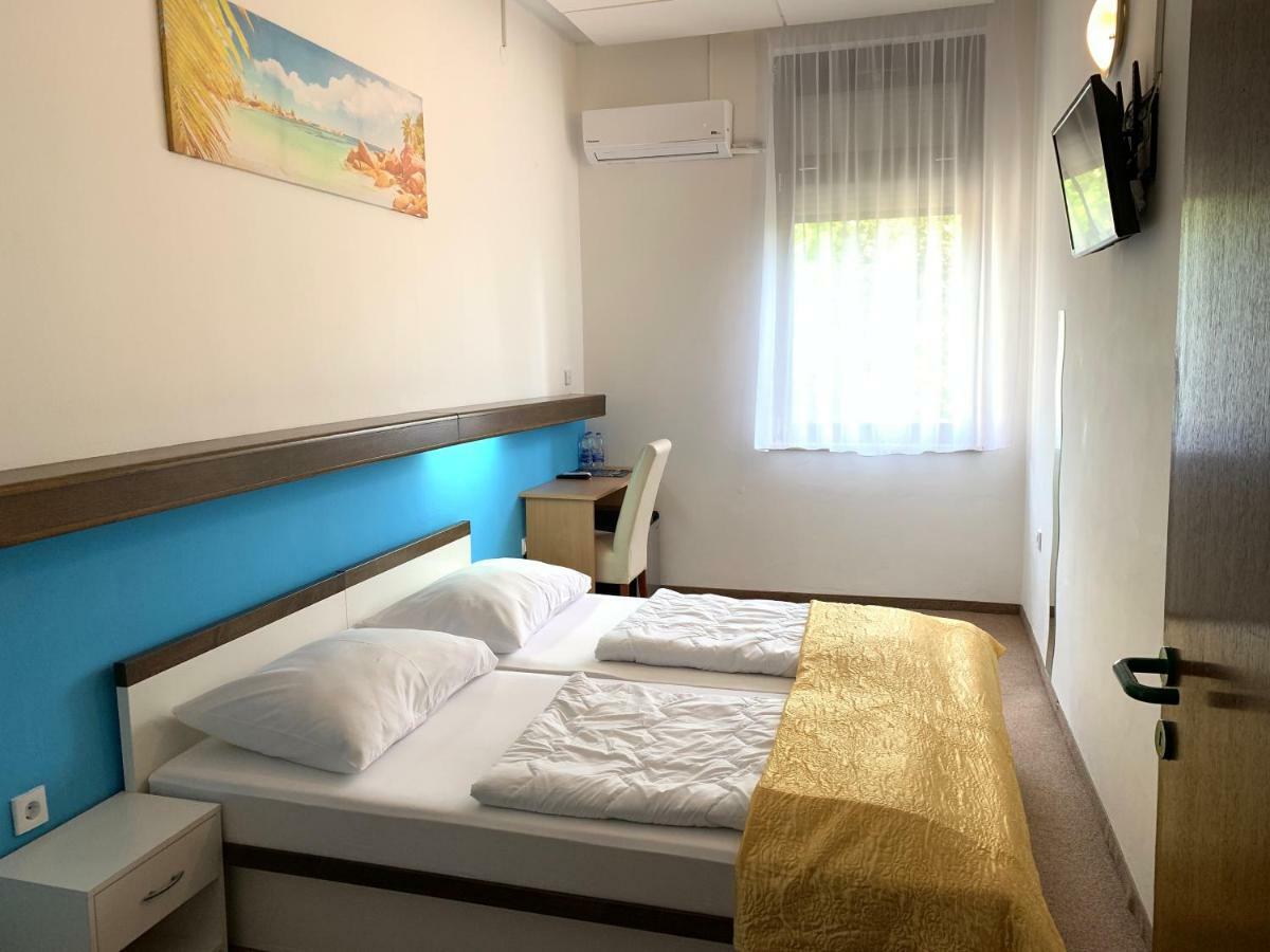 Hotel Ruza Novi Vinodolski Kültér fotó