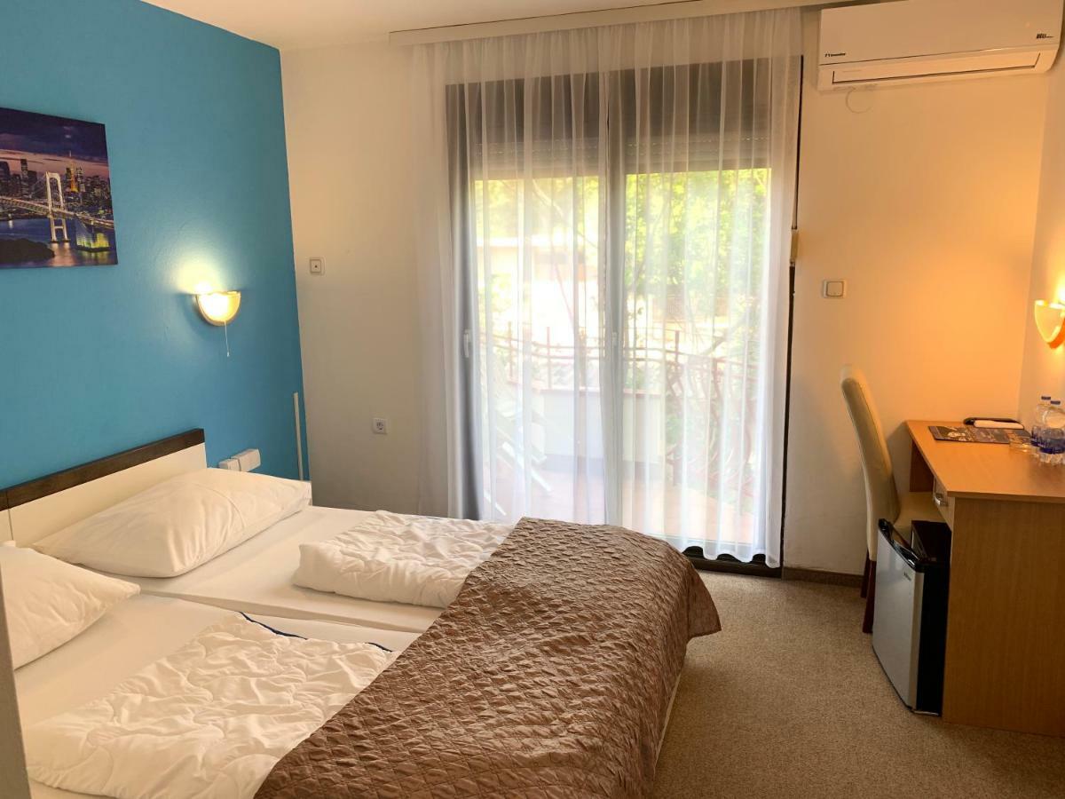 Hotel Ruza Novi Vinodolski Kültér fotó